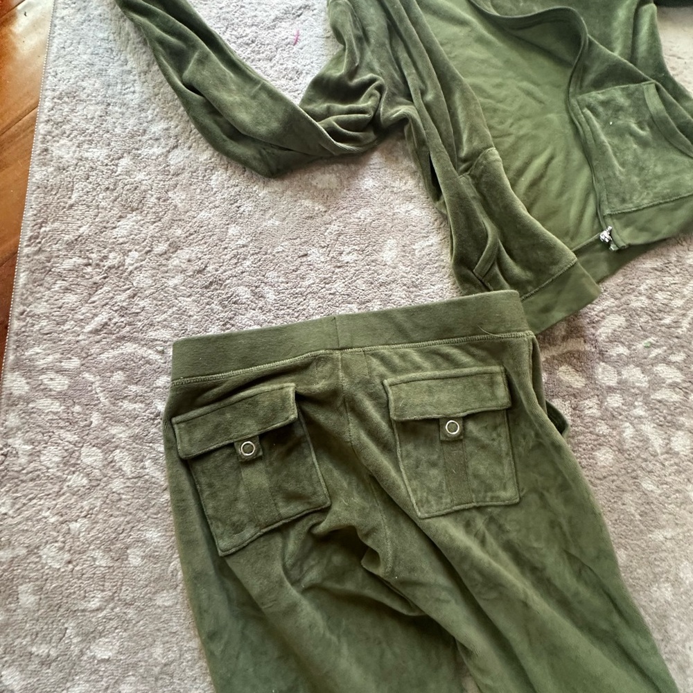 Juicy Couture Olive Green Track Pants & Hoodie Set - Picture 11 of 12